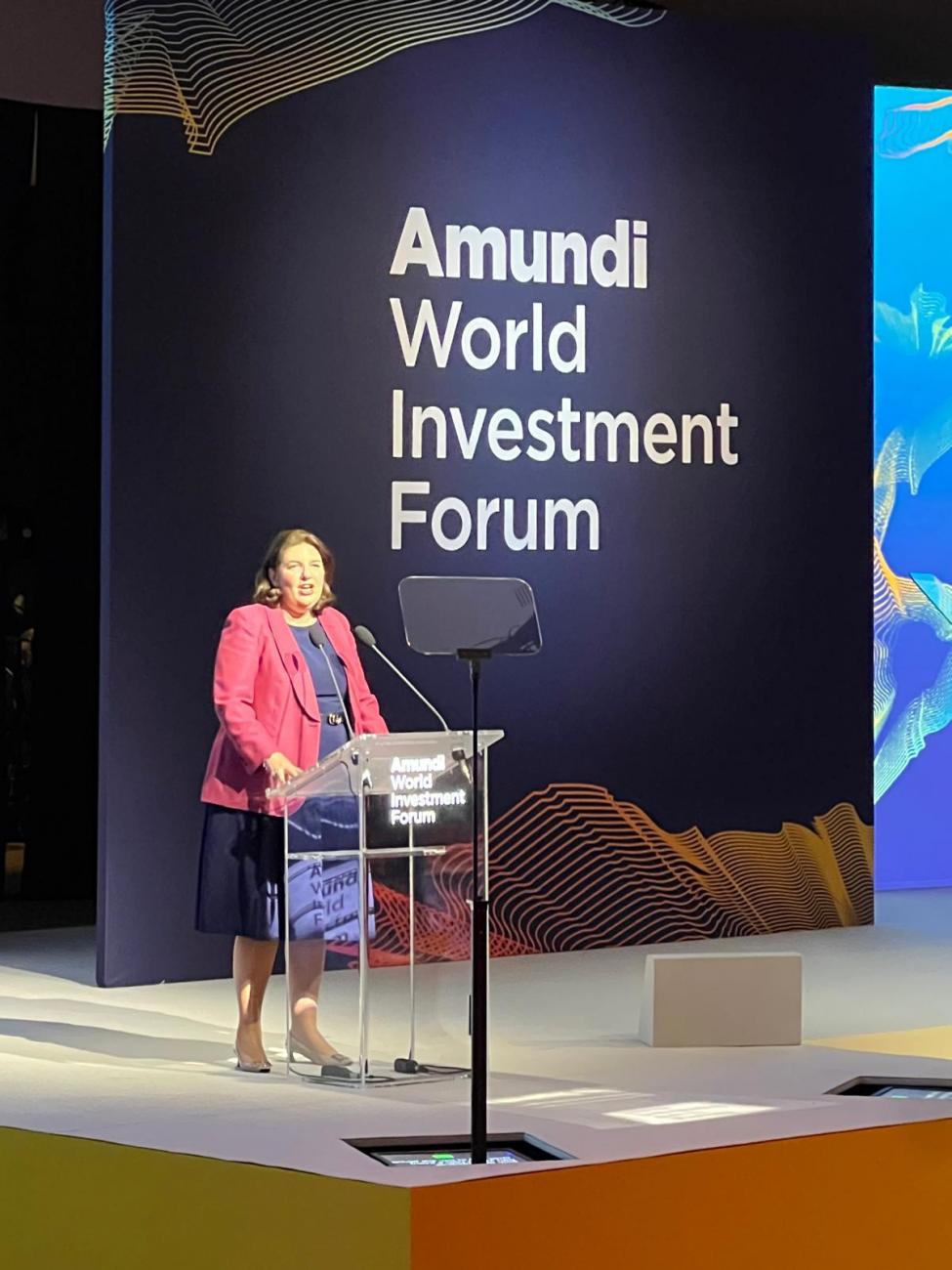 Corporate - News - Amundi Wordl Investment Forum 2022 - Valérie Baudson